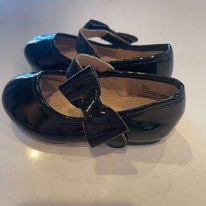 Smockingbird Black Patent leather girls toddler shoes size 6